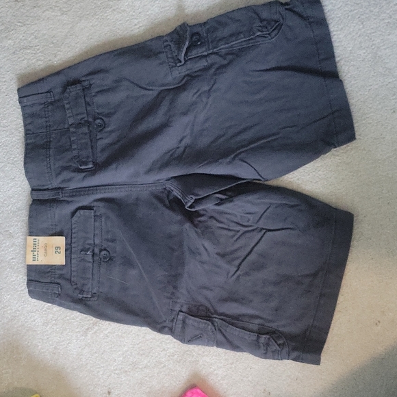 NWT cargo shorts - Picture 5 of 5